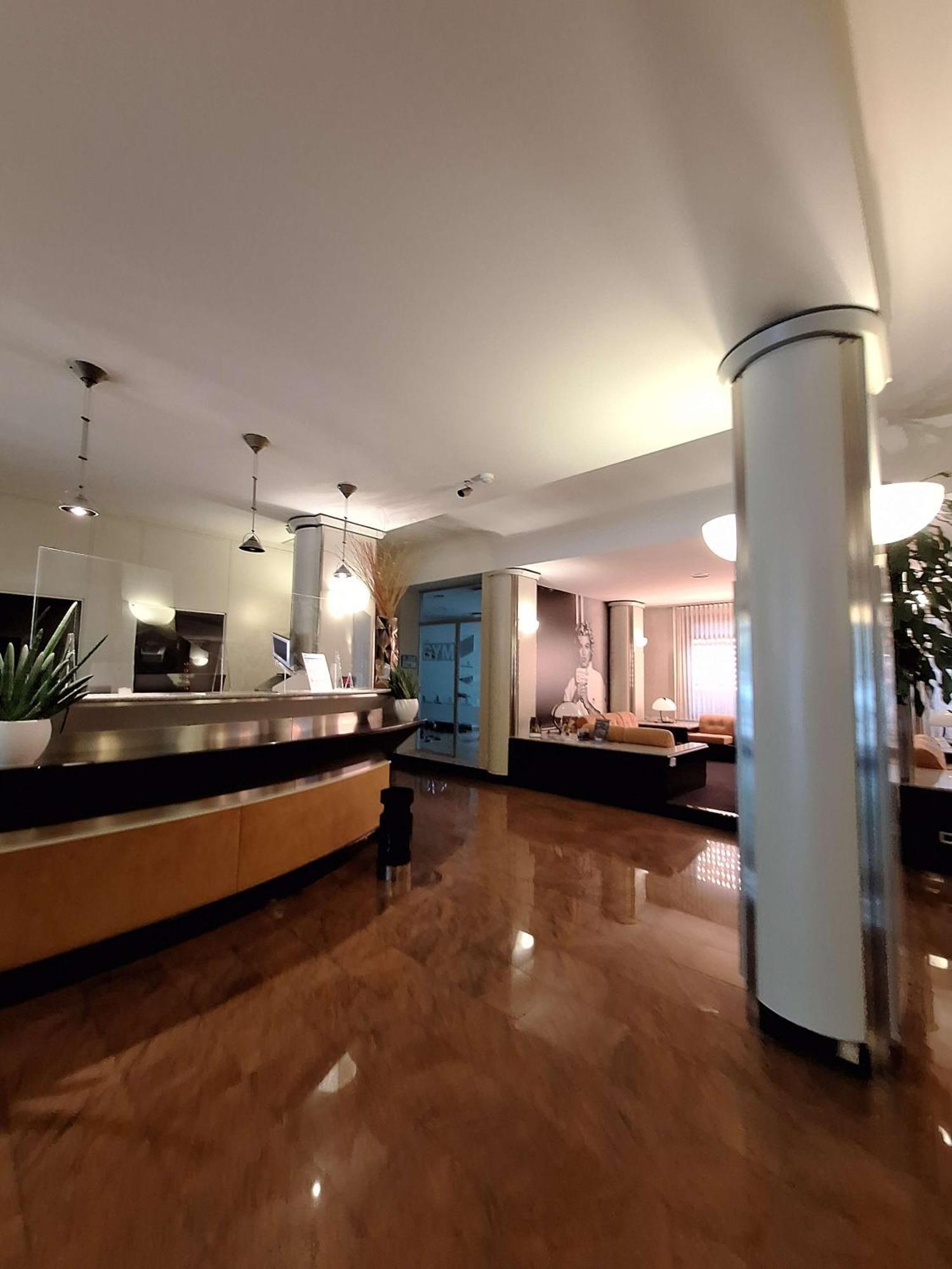 פאדובה Sure Hotel By Best Western Milano מראה חיצוני תמונה
